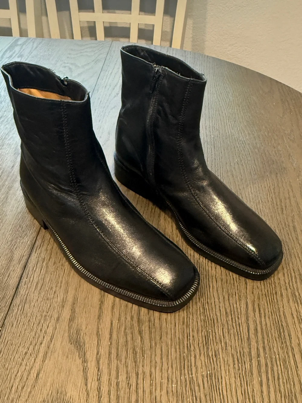 Bally Black Leather Square-Toe Chukka Zip Boots